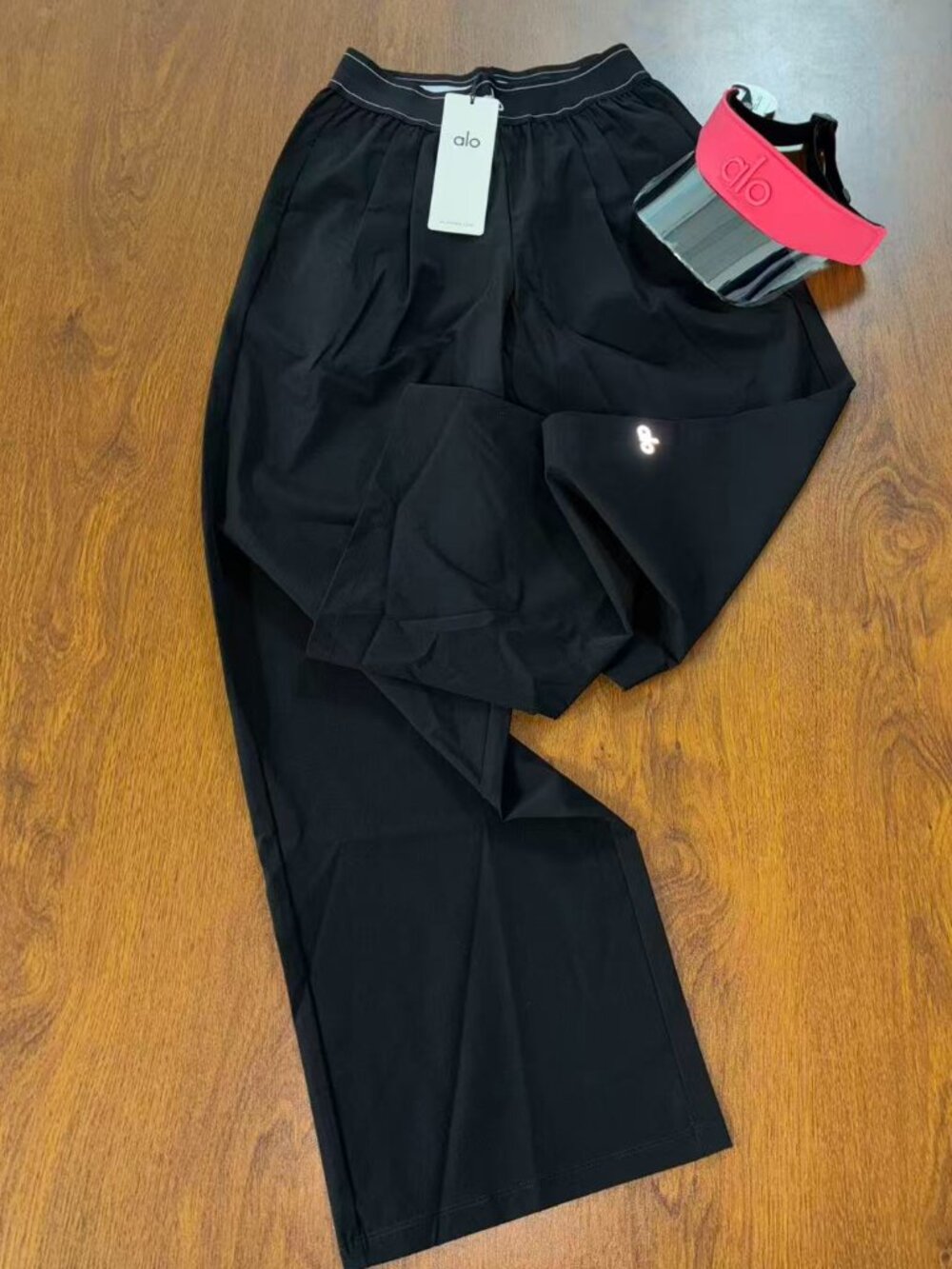 👜ALO Yoga Black High Street Suit Pants Regular Size 30 Inches - Picture 5 of 5
